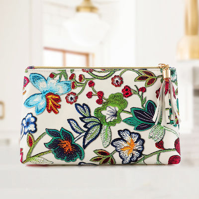 Wholesale Vivid Embroidery Flower Pattern Fabric Elegant Beauty Bag